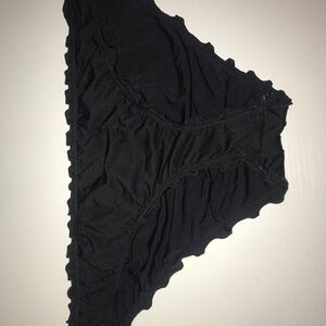 Black Ruffled Edge Bikini Swimwear